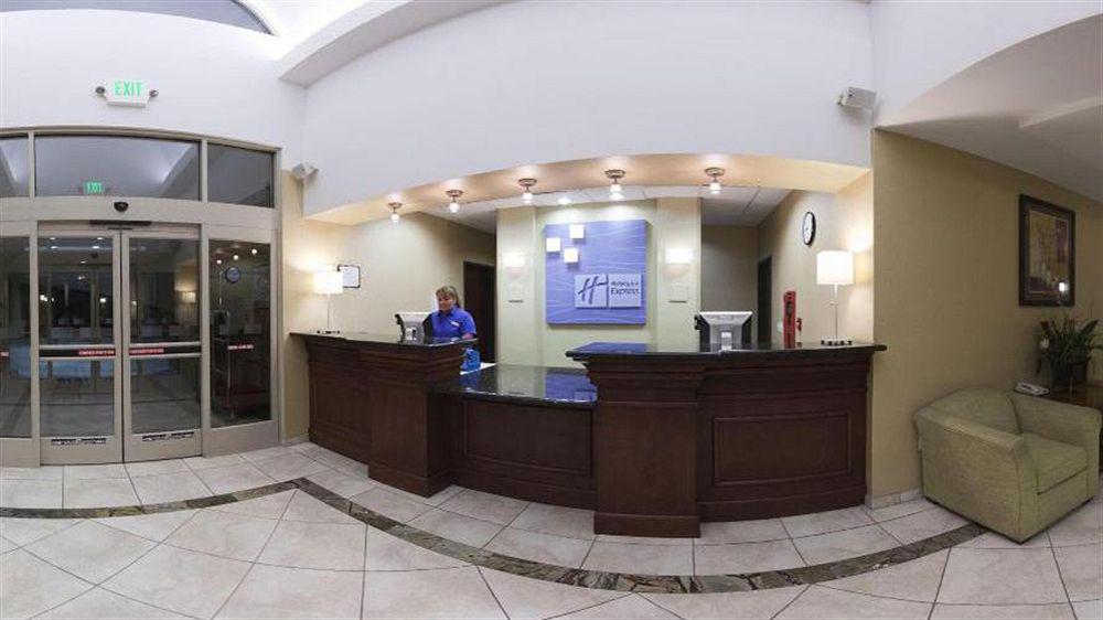 Express - Otay Mesa, An Ihg Hotel 2*